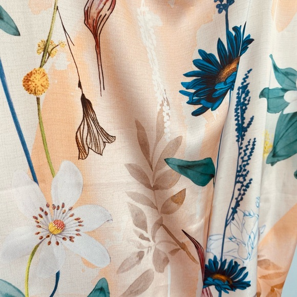 ZARA Sleeveless Floral Top - Picture 1 of 4